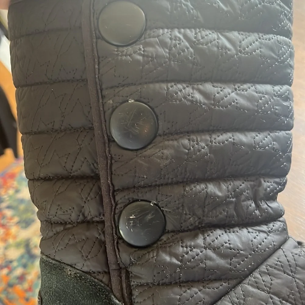 UGG Kids Puffy Quilted Houndstooth Black Girls Boots size 5